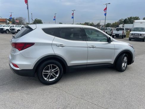 Used 2018 Hyundai Santa Fe Sport image 13