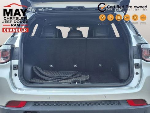 Used 2025 Jeep Compass Trailhawk AWD/4WD image 16