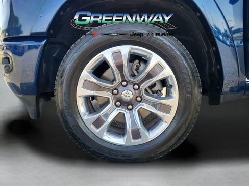 Used 2022 RAM 1500 Limited w/ Body Color Bumper Group AWD/4WD image 33