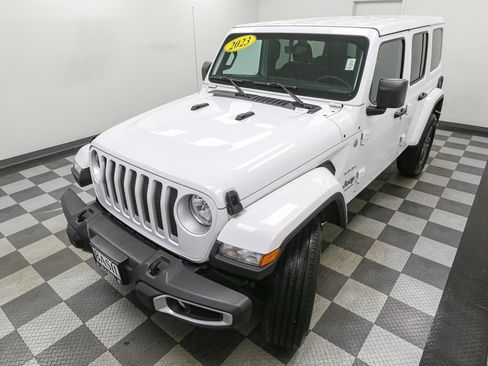 Used 2023 Jeep Wrangler Sahara image 6