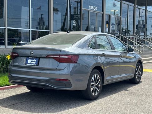 Used 2024 Volkswagen Jetta S FWD image 5