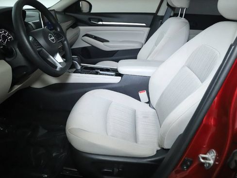 Used 2023 Nissan Altima 2.5 SV AWD/4WD image 18