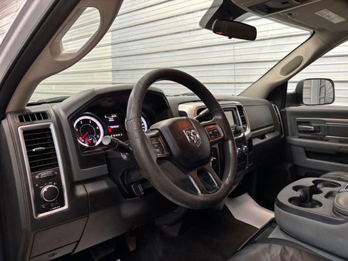 Used 2017 RAM 2500 SLT image 12