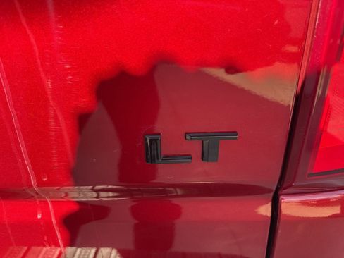 Used 2021 Chevrolet Silverado 1500 LT Trail Boss w/ Convenience Package II image 16