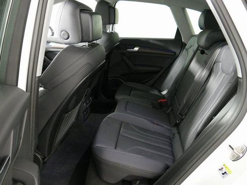 Used 2025 Audi Q5 2.0T Premium Plus image 32