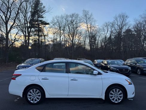 Used 2015 Nissan Sentra S image 4