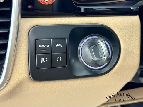 Used 2023 Porsche Cayenne S AWD/4WD image 10