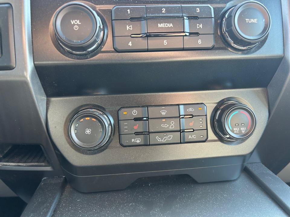 Used 2020 Ford F150 XLT w/ Equipment Group 302A Luxury AWD/4WD image 19