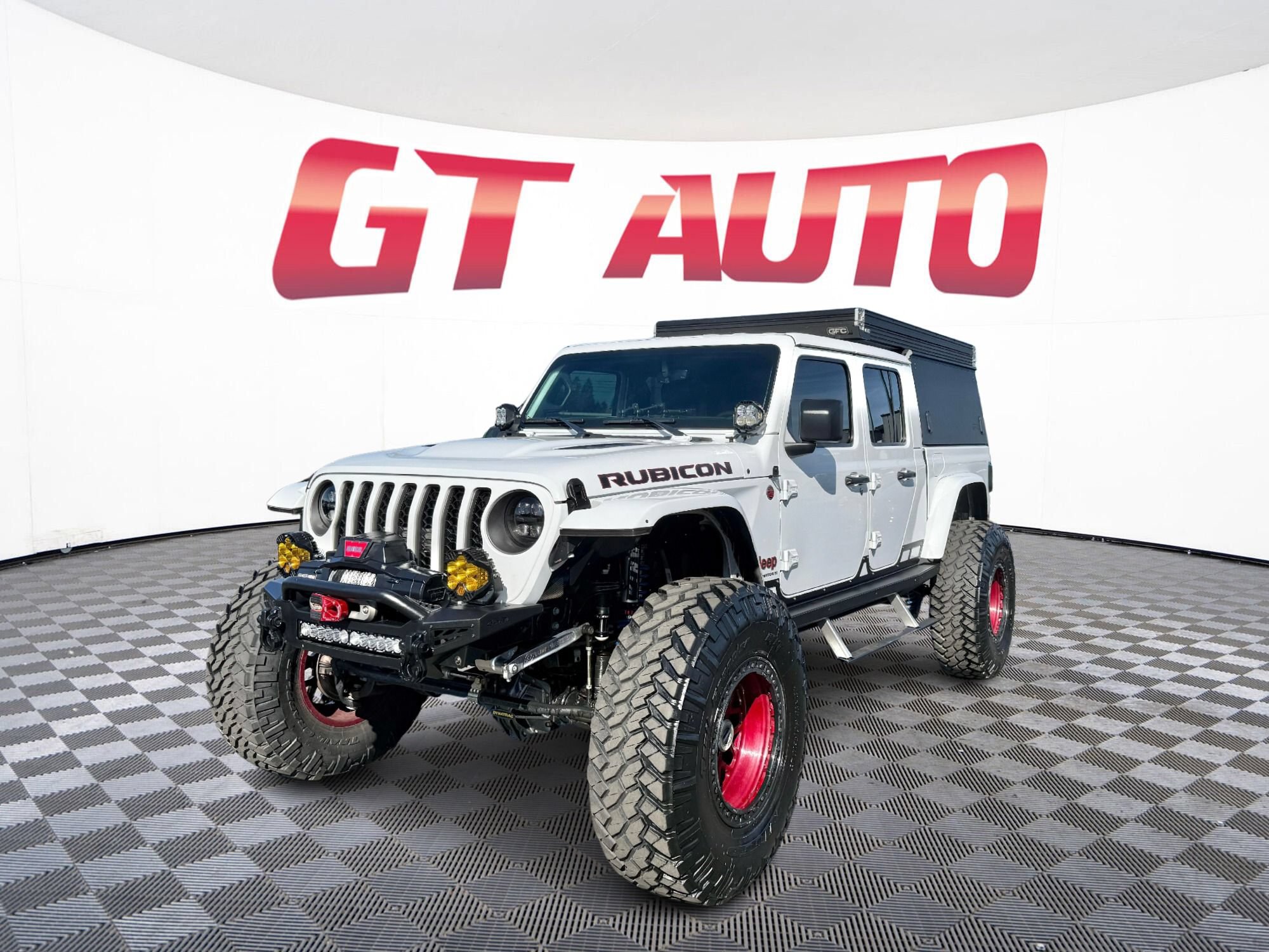 Used 2023 Jeep Gladiator Rubicon w/ Cold Weather Group AWD/4WD image 2