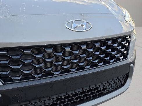 Used 2023 Hyundai Kona SEL w/ Convenience Package image 9