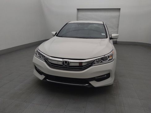 Used 2017 Honda Accord Sport image 15
