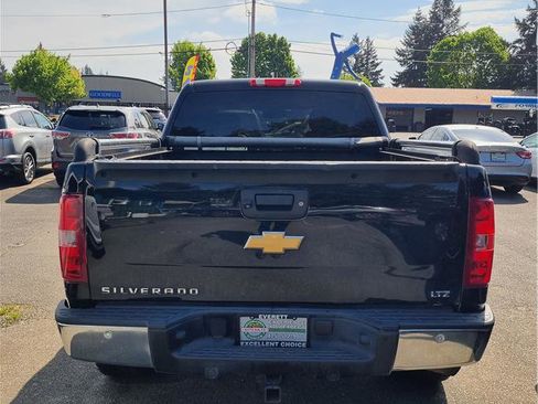 Used 2013 Chevrolet Silverado 1500 LTZ AWD/4WD image 5
