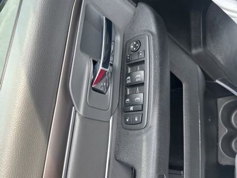 Used 2024 RAM 1500 Classic SLT AWD/4WD image 14
