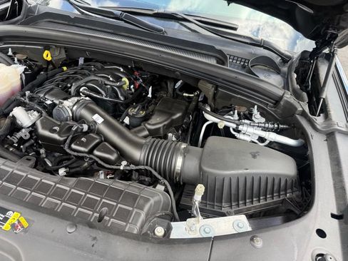 Used 2023 Jeep Grand Cherokee L Limited AWD/4WD image 63