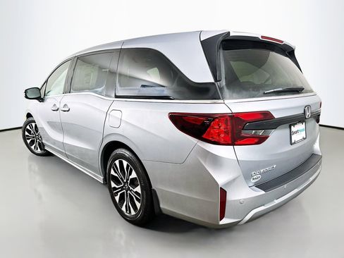 New 2026 Honda Odyssey Elite image 5