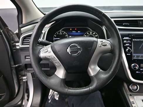 Used 2017 Nissan Murano SV image 11