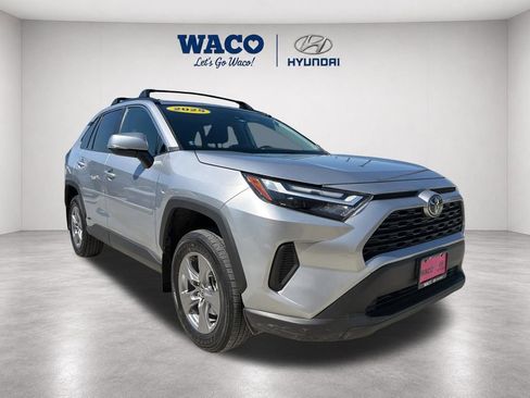 Used 2025 Toyota RAV4 XLE w/ Convenience Package AWD/4WD image 3