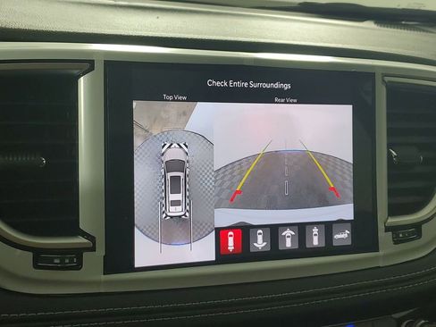 New 2026 Chrysler Pacifica Limited image 19