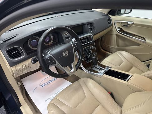 Used 2012 Volvo S60 T5 image 7