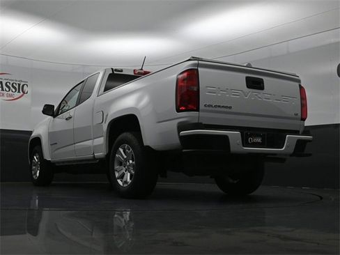 Used 2022 Chevrolet Colorado LT w/ Fleet Safety Package image 23