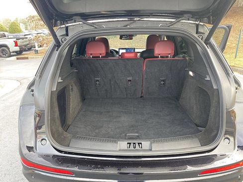 Used 2023 Lincoln Corsair Reserve w/ Jet Appearance Package image 24