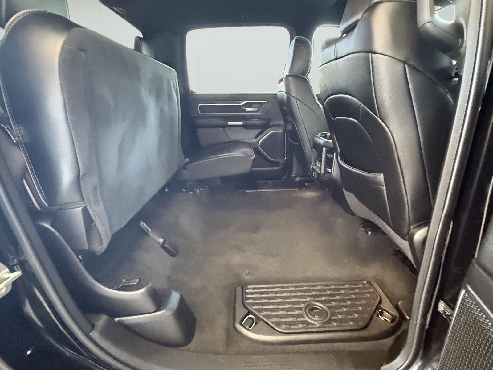 Used 2024 RAM 1500 Laramie AWD/4WD image 14
