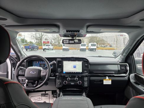 New 2026 Ford F250 Lariat w/ Black Appearance Package image 12