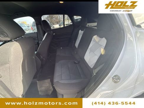 Used 2024 Chevrolet Trax RS w/ Driver Confidence Package image 26