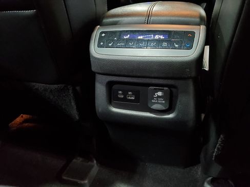 Used 2022 Nissan Pathfinder Platinum w/ Cargo Package FWD image 23