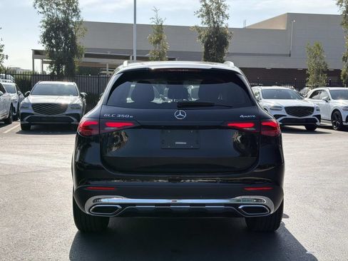 Used 2025 Mercedes-Benz GLC 350e 4MATIC image 8