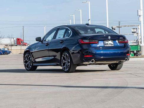Used 2026 BMW 330i Sedan w/ Premium Package RWD image 2