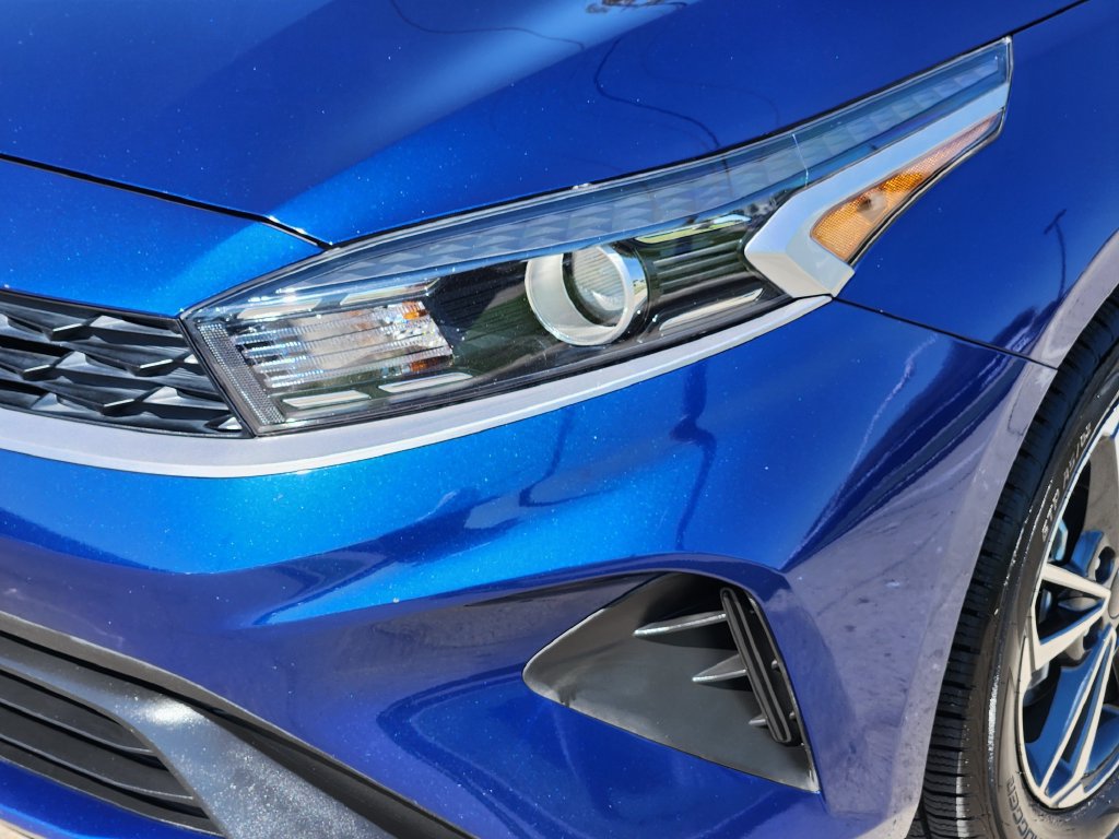 Used 2023 Kia Forte LXS w/ LXS Technology Package FWD image 15