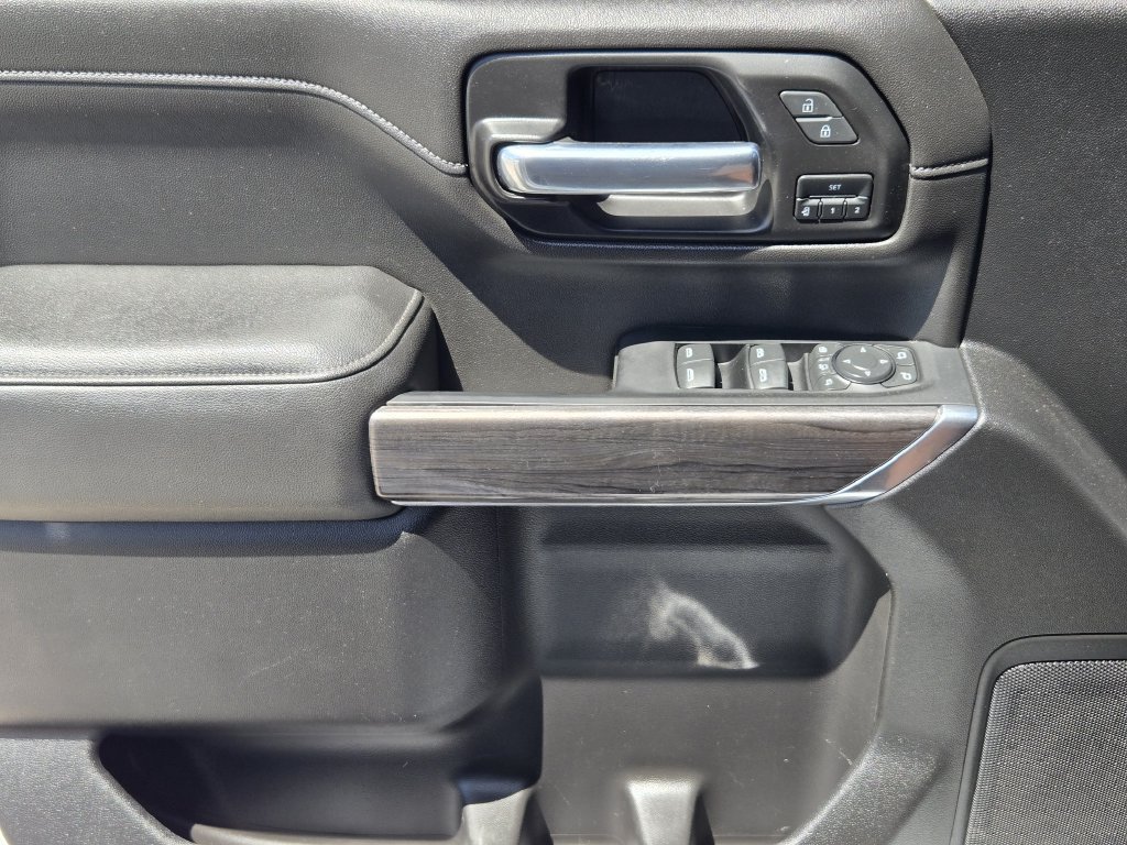 Used 2021 Chevrolet Silverado 2500 LTZ AWD/4WD image 23