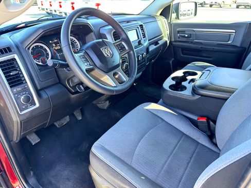Used 2024 RAM 1500 Classic SLT image 10
