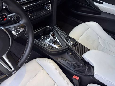 Used 2015 BMW M4 Coupe RWD image 12
