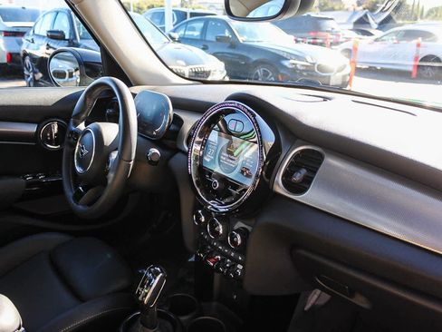 Used 2023 MINI Cooper S image 16