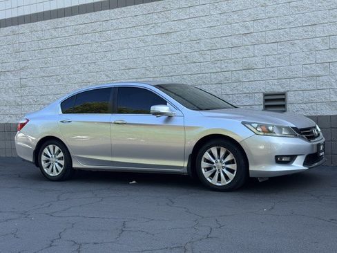 Used 2015 Honda Accord EX-L image 18