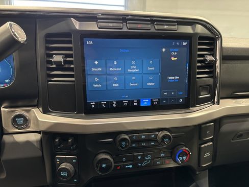 Used 2024 Ford F250 XLT w/ Black Appearance Package image 21