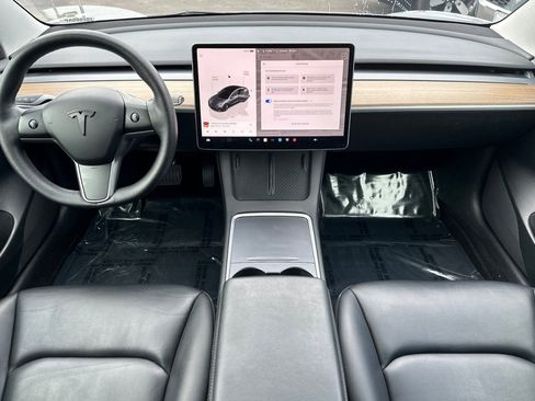 Used 2023 Tesla Model 3 Standard Range image 15