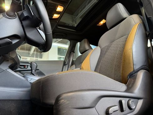 Used 2024 Subaru Crosstrek 2.5i Sport image 9