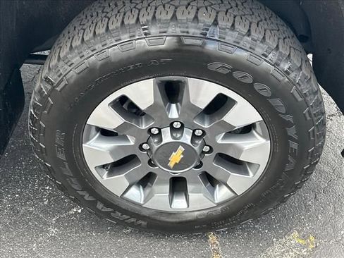 Certified 2026 Chevrolet Silverado 2500 Custom w/ Custom Value Package AWD/4WD image 32