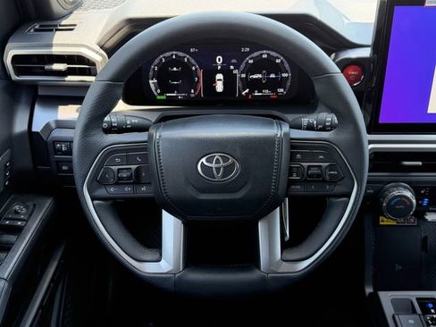 New 2026 Toyota 4Runner TRD Off-Road Premium AWD/4WD image 14