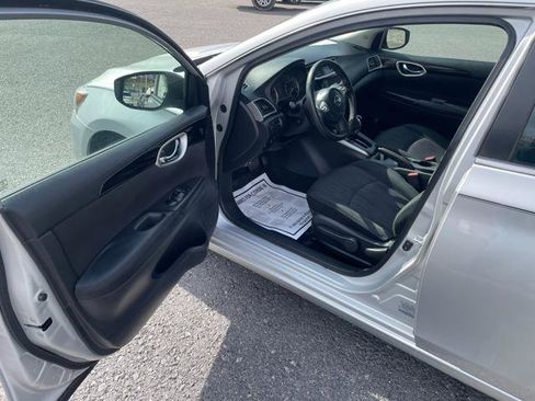 Used 2019 Nissan Sentra SV image 12