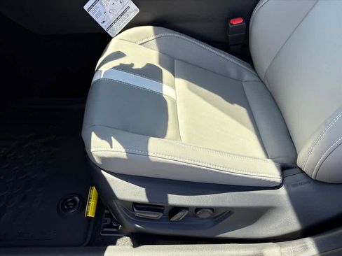 New 2026 Toyota Camry SE image 23