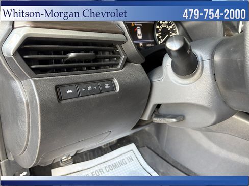 Used 2024 Nissan Altima 2.5 SV FWD image 18