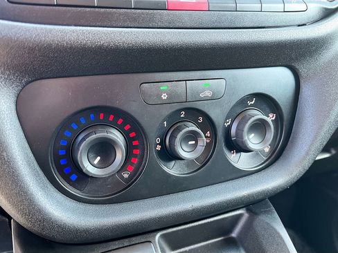 Used 2022 RAM ProMaster City Base image 14