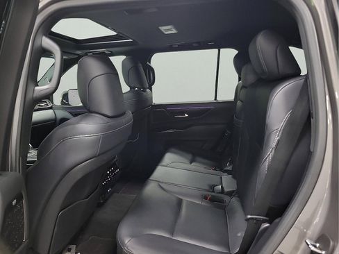 Used 2024 Lexus LX 600 4WD w/ Interior Upgrade Package image 8