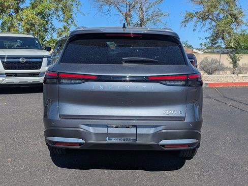 Certified 2026 INFINITI QX60 Luxe w/ Family Package image 5