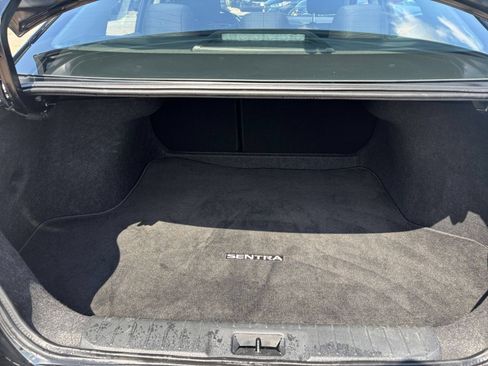 Used 2025 Nissan Sentra SV FWD image 22