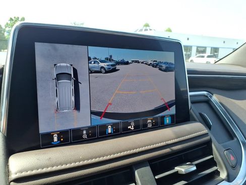 Used 2021 GMC Yukon SLT w/ SLT Premium Package AWD/4WD image 21